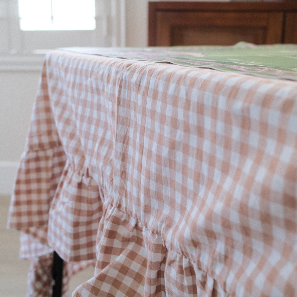 Taupe and white gingham check pattern